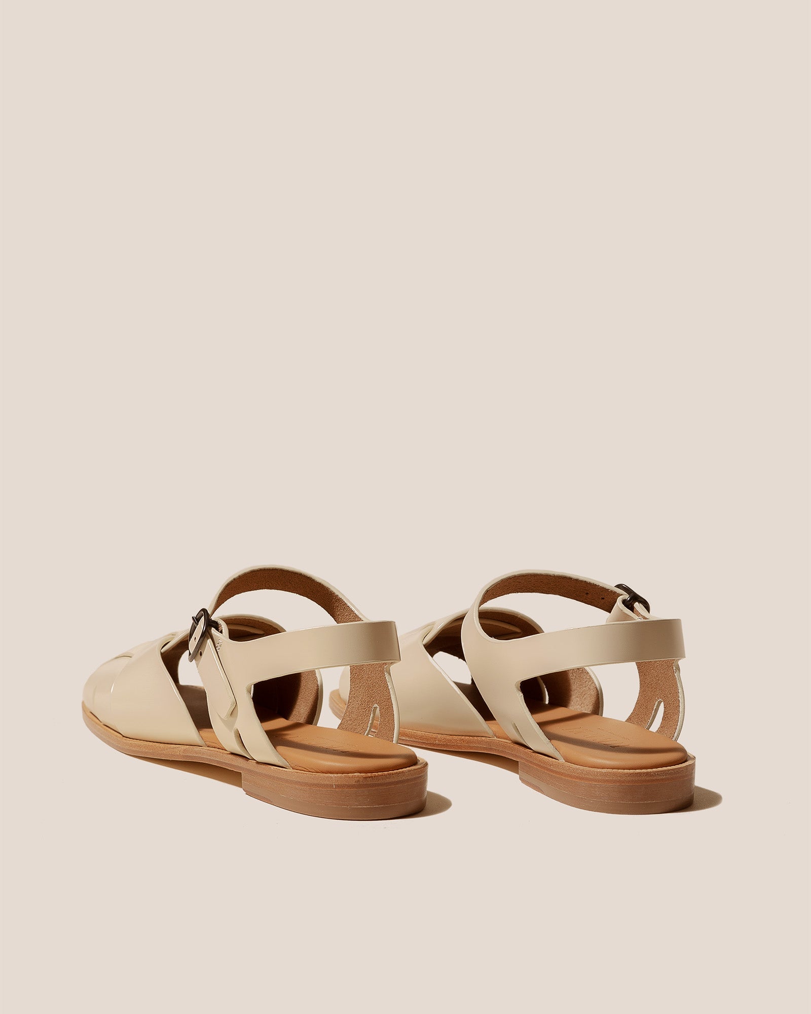Hereu PEDRA - Squared Closed-Toe Fisherman Sandal