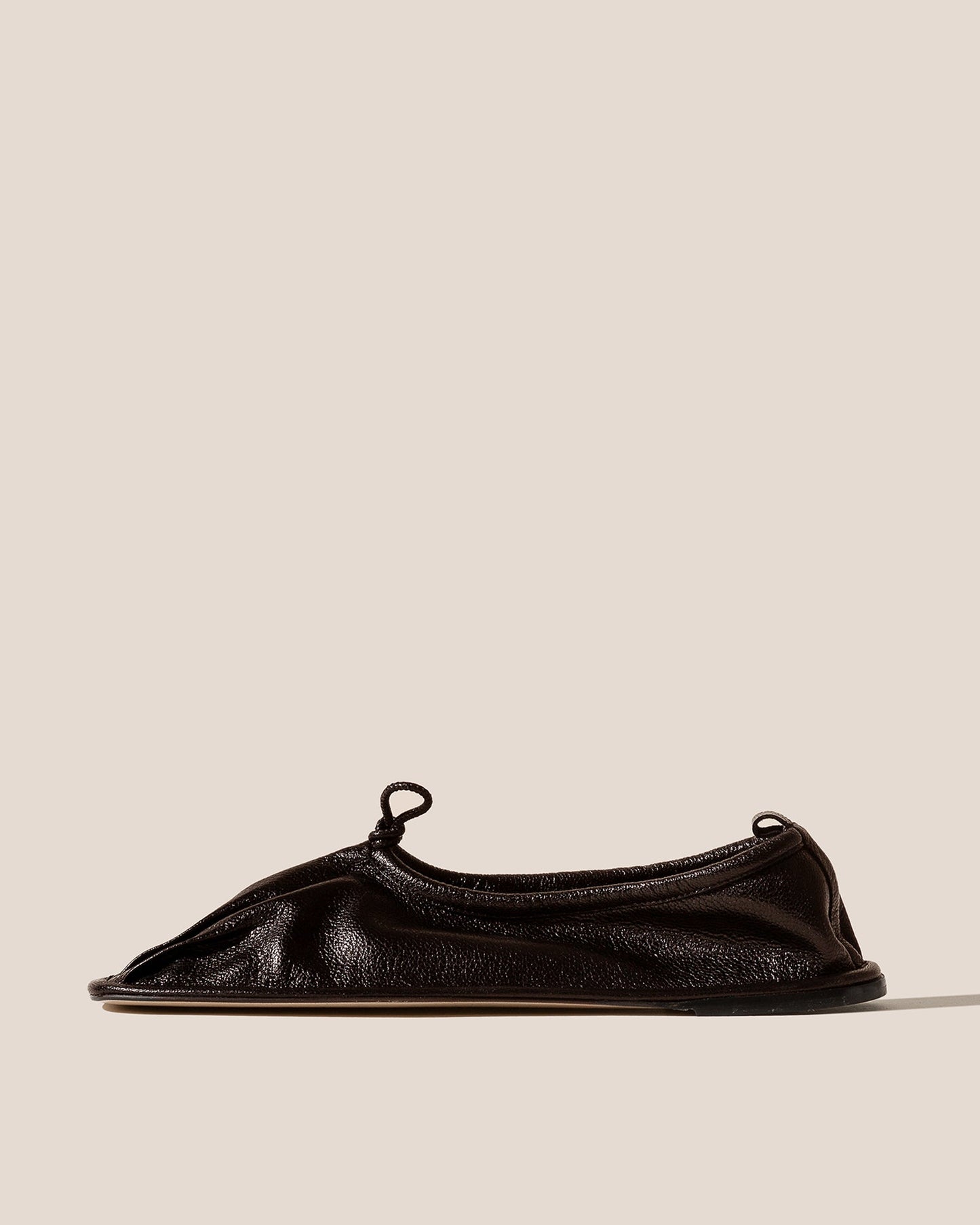 Hereu PUNTERA SUPPLE SHINY - Pleated-Toe Pump
