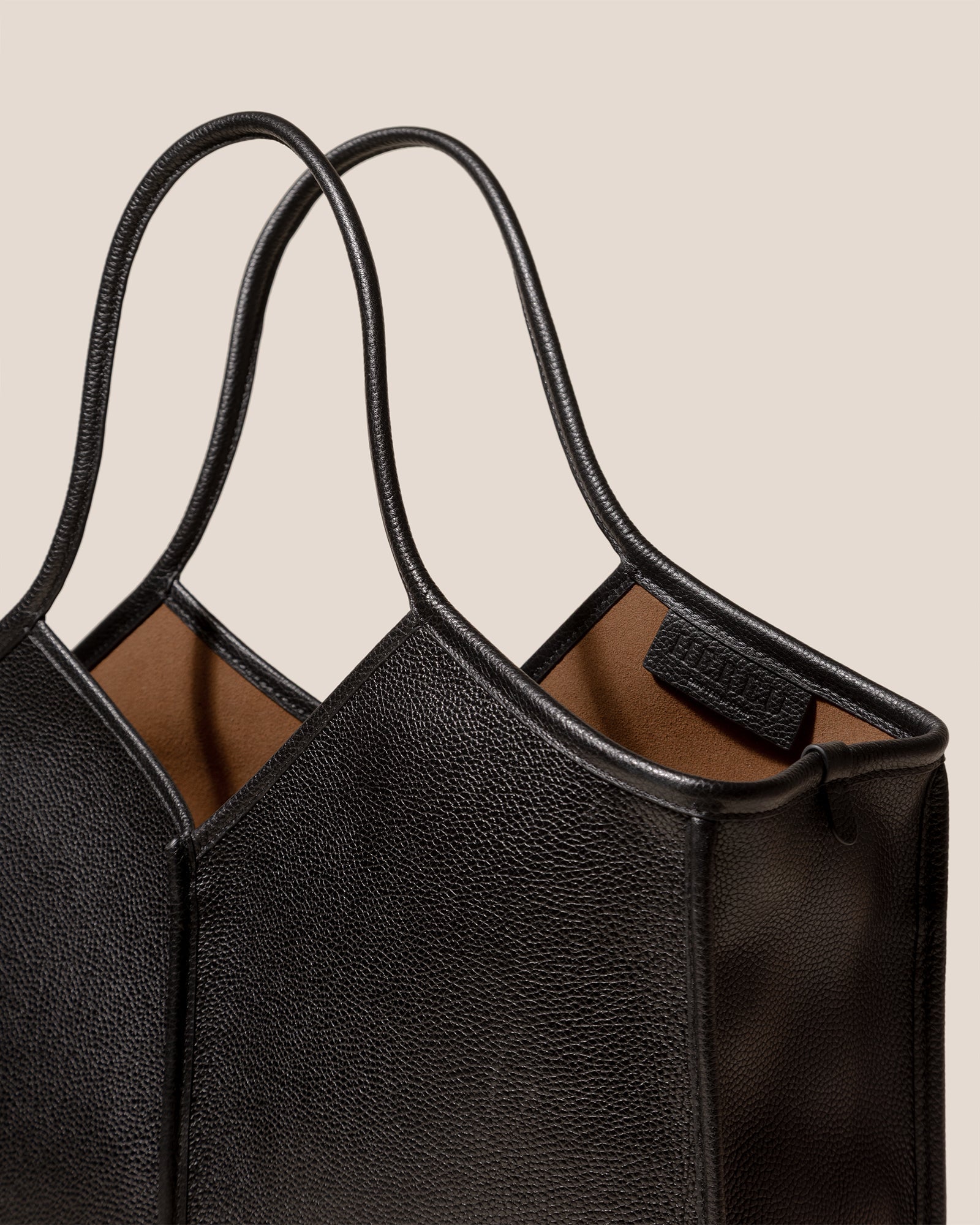 Hereu CALELLA SQUARED MEDIUM GRAINY - Leather-trimmed Tote Bag