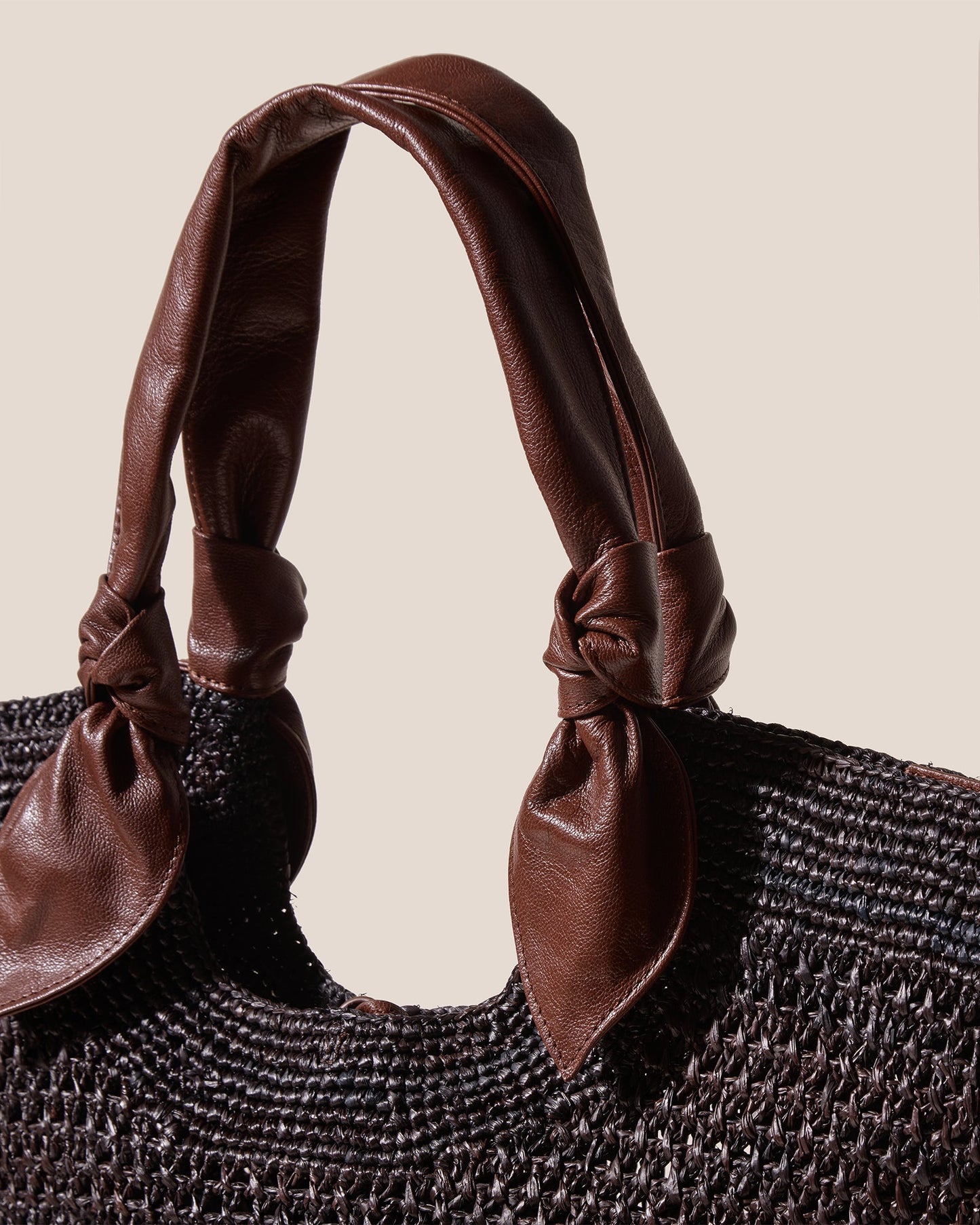 Hereu FONOL - Crocheted Raffia Basket