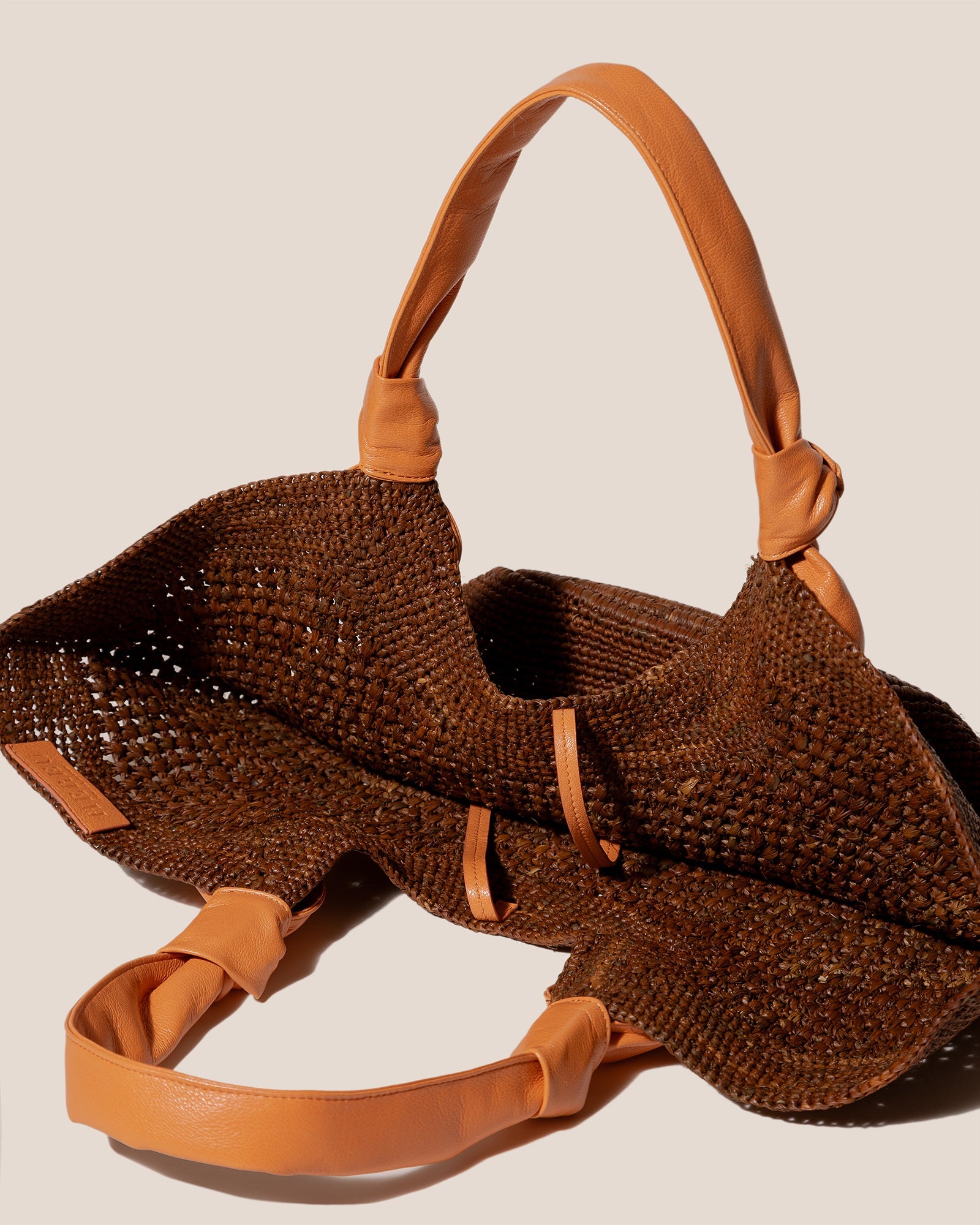 Hereu FONOL - Crocheted Raffia Basket