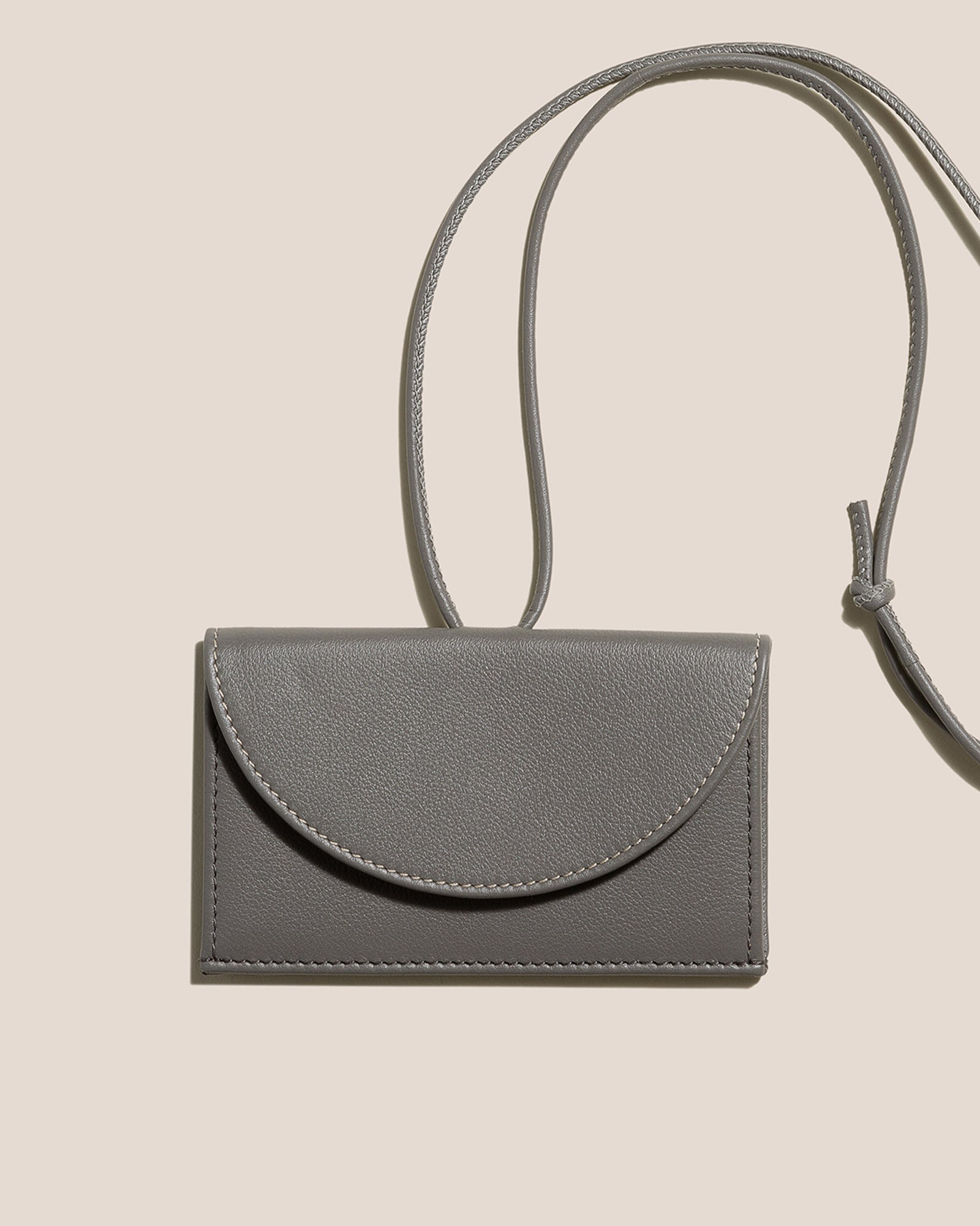 Hereu PENJAT - Leather Wallet with Strap