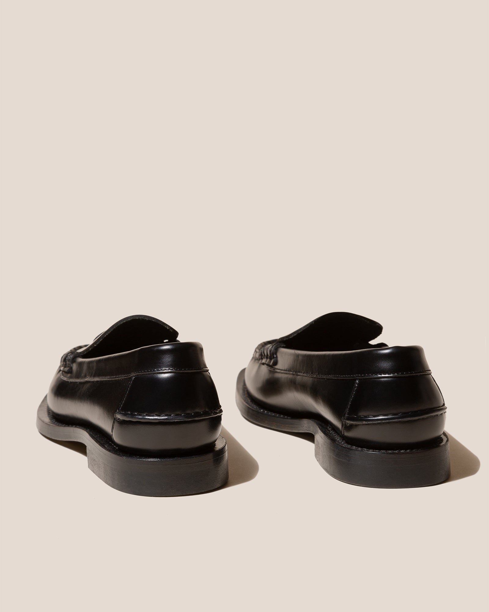 Hereu SINEU - Interlaced Detail Slip-On Loafer