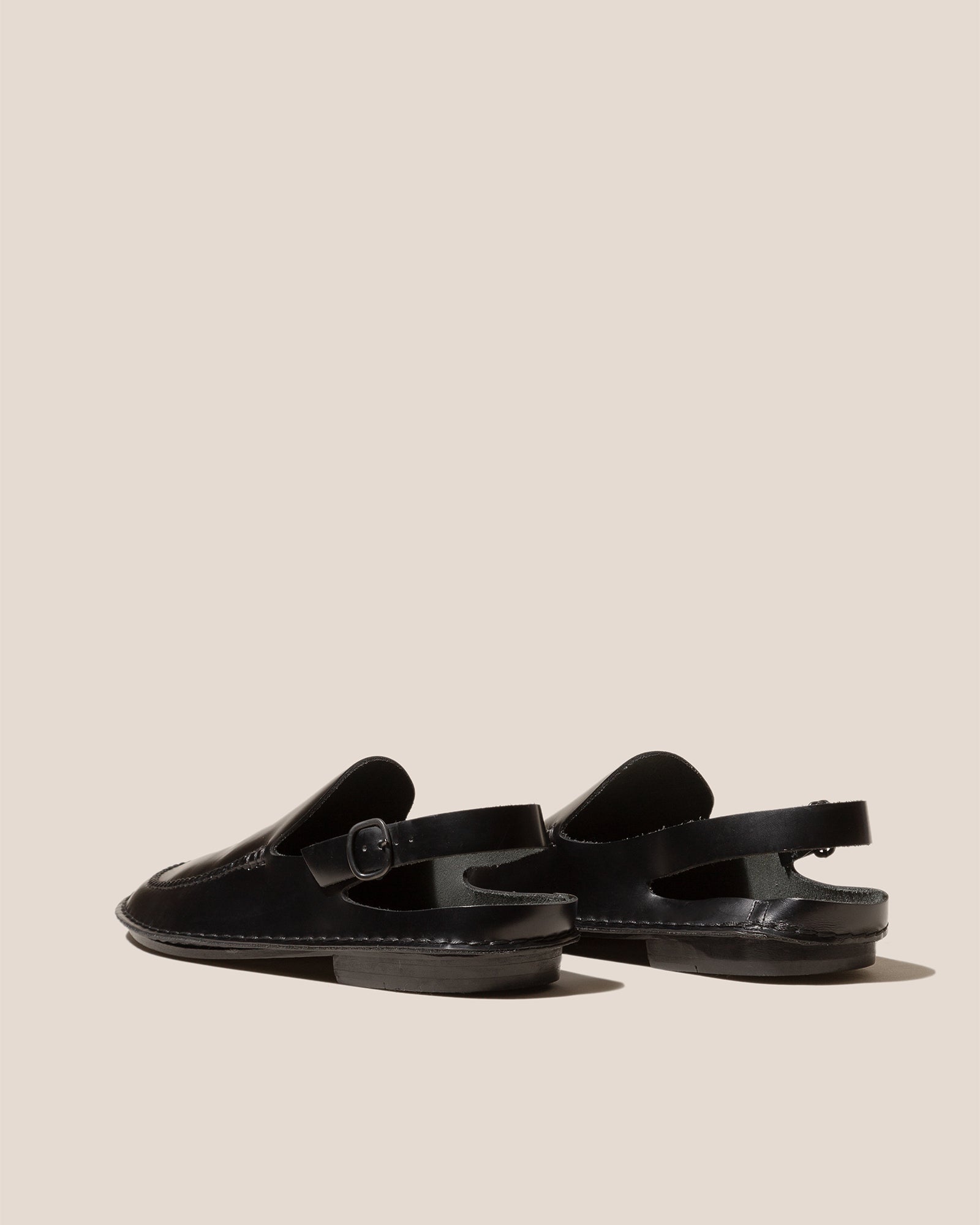 Hereu RAFEL - Men’s Double-Stitched Slingback Clog